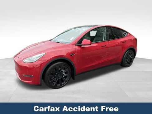 Used 2021 Tesla Model Y Long Range AWD/4WD image 2