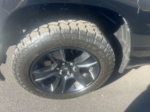 Used 2021 RAM 1500 Big Horn image 6