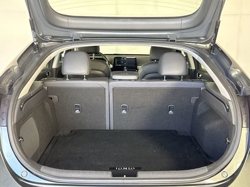 Used 2022 Hyundai Ioniq Limited image 29