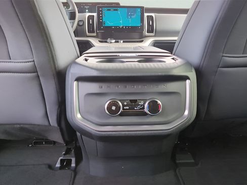 Used 2025 Ford Expedition Max Active RWD image 26