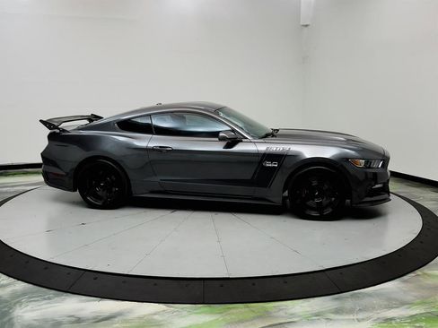 Used 2017 Ford Mustang GT Premium w/ GT Performance Package RWD image 4