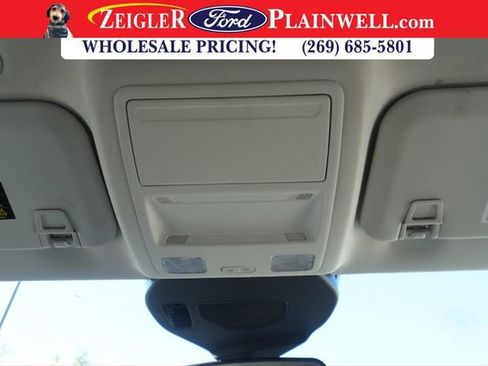 Used 2022 Ford Escape SE image 29