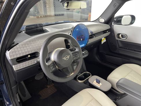 Used 2025 MINI Cooper S image 9