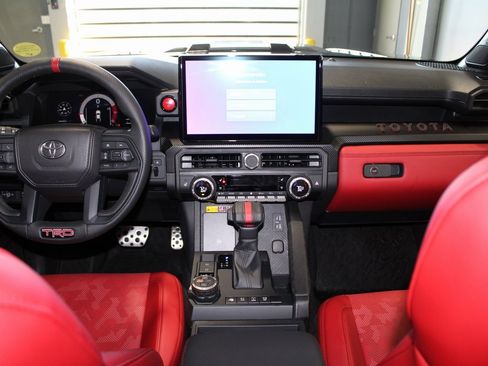 Used 2024 Toyota Tacoma TRD Pro image 27