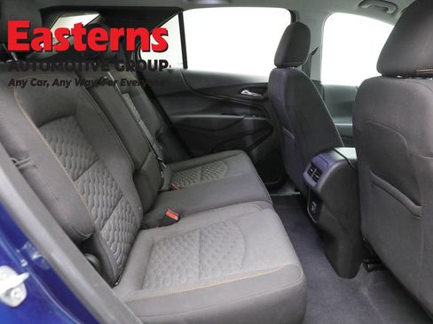 Used 2021 Chevrolet Equinox LT FWD image 22