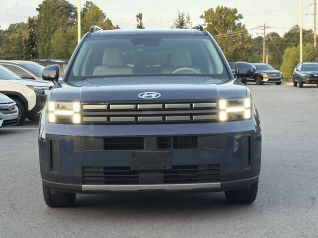 Used 2025 Hyundai Santa Fe SEL FWD image 8