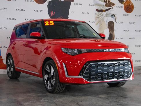 Used 2025 Kia Soul GT-Line image 19