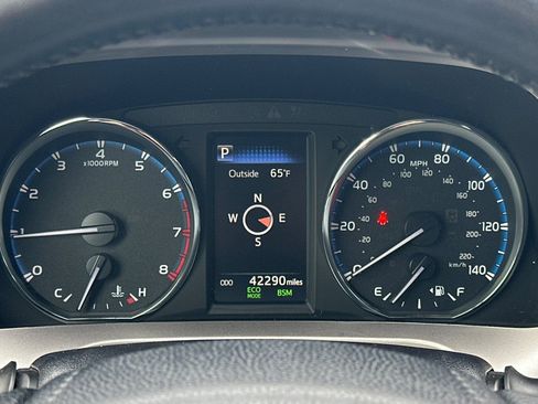 Used 2018 Toyota RAV4 Limited w/ All Weather Liner Package image 24