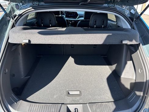 New 2026 Chevrolet Trax LT w/ Midnight Edition image 31