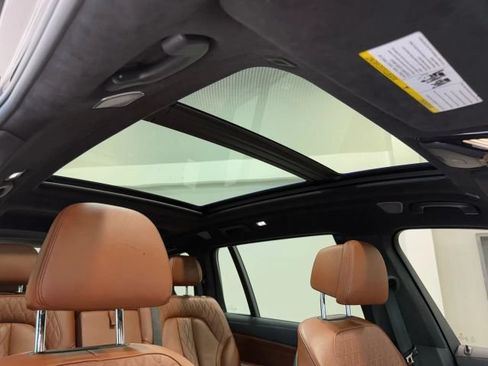 Used 2019 BMW X7 xDrive50i w/ Dynamic Handling Package AWD/4WD image 81