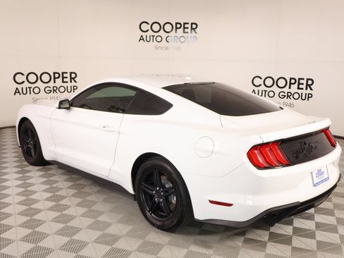 Used 2019 Ford Mustang Coupe RWD image 20