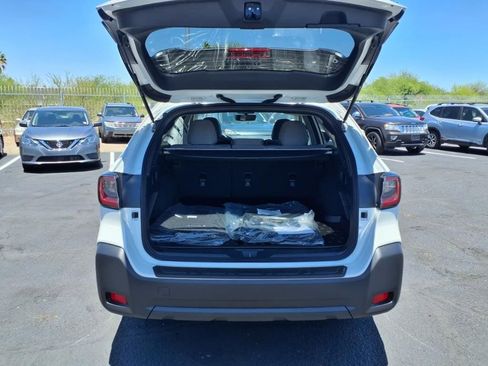 Used 2025 Subaru Outback Premium w/ Popular Package #1A image 6