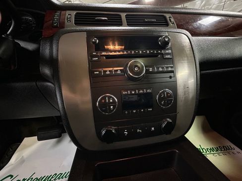 Used 2009 GMC Sierra 2500 SLT w/ SLT Convenience Package AWD/4WD image 21