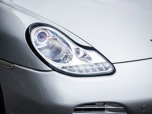 Used 2001 Porsche 911 Carrera RWD image 39