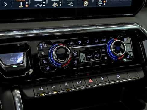 New 2026 GMC Sierra 1500 Denali Ultimate AWD/4WD image 17