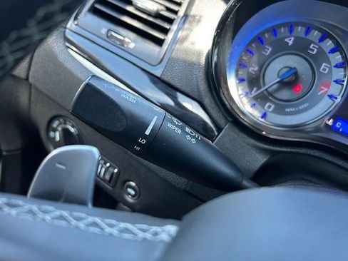 Used 2019 Chrysler 300 S w/ 300S Premium Group RWD image 30