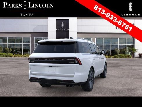 New 2026 Lincoln Navigator Reserve AWD/4WD image 8