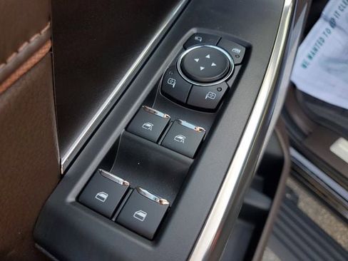 Used 2025 Ford F150 King Ranch w/ FX4 Off-Road Package image 24