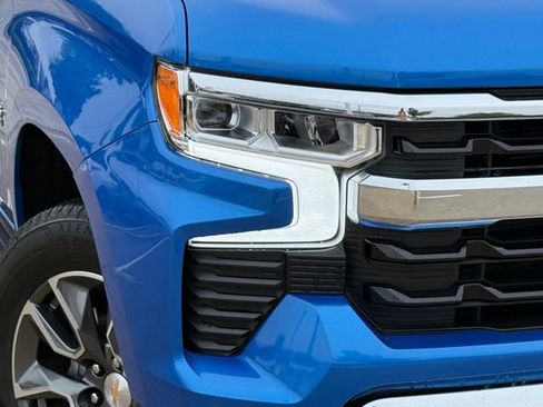 Used 2025 Chevrolet Silverado 1500 LT w/ Texas Edition Plus RWD image 3