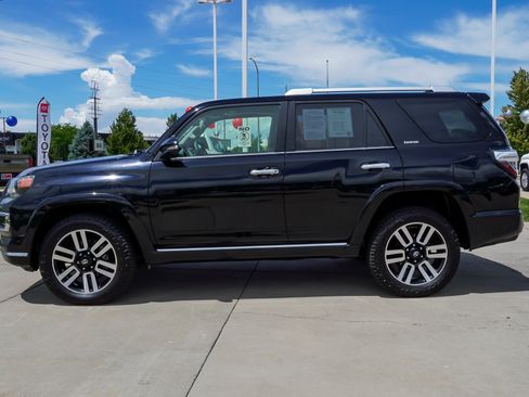 Certified 2022 Toyota 4Runner Limited AWD/4WD image 5