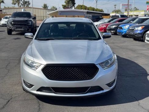 Used 2015 Ford Taurus Limited image 9