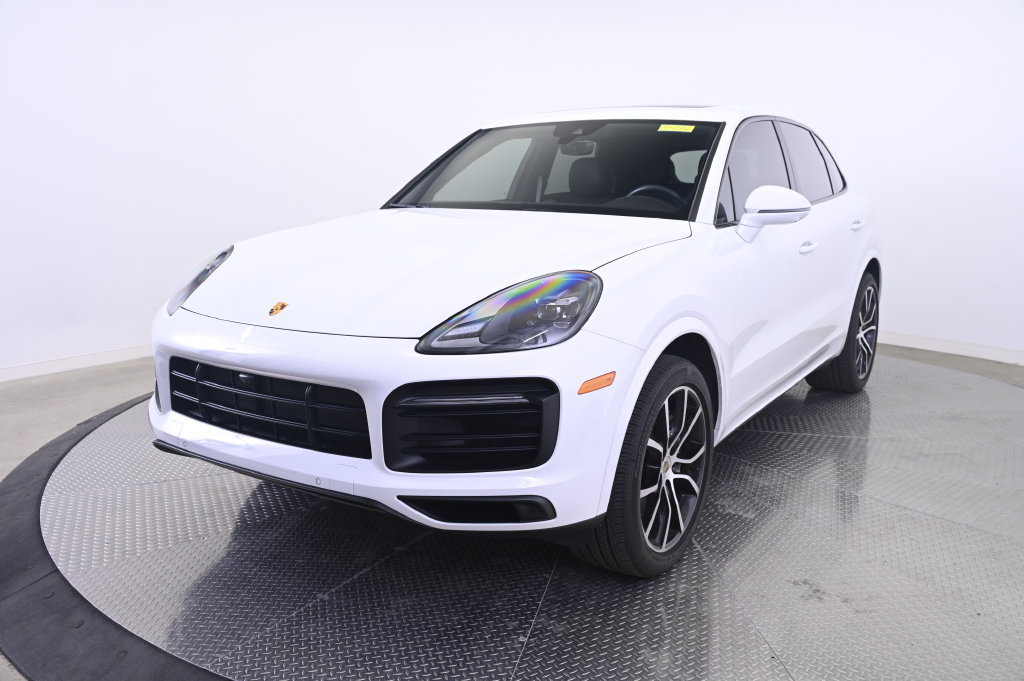 Used 2023 Porsche Cayenne Platinum Edition AWD/4WD image 1