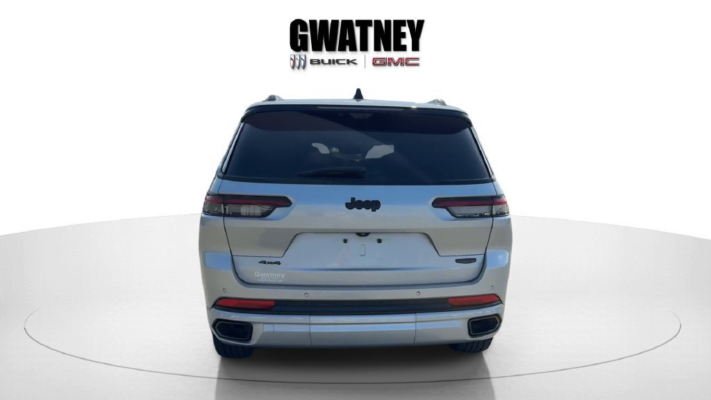 Used 2023 Jeep Grand Cherokee L Summit w/ Advanced Protech Group IV AWD/4WD image 6