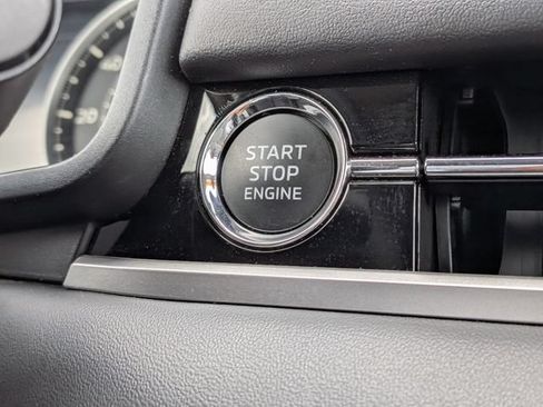 Used 2026 Mitsubishi Outlander AWD image 28