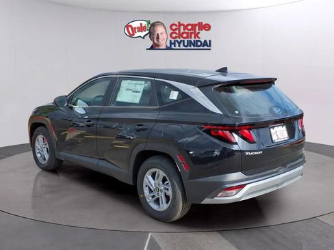 New 2026 Hyundai Tucson SE FWD image 3