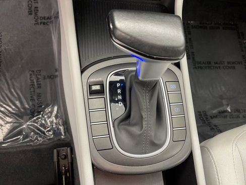 Used 2025 Hyundai Kona SEL image 13