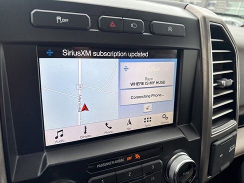 Used 2019 Ford F150 Limited w/ Trailer Tow Package image 14