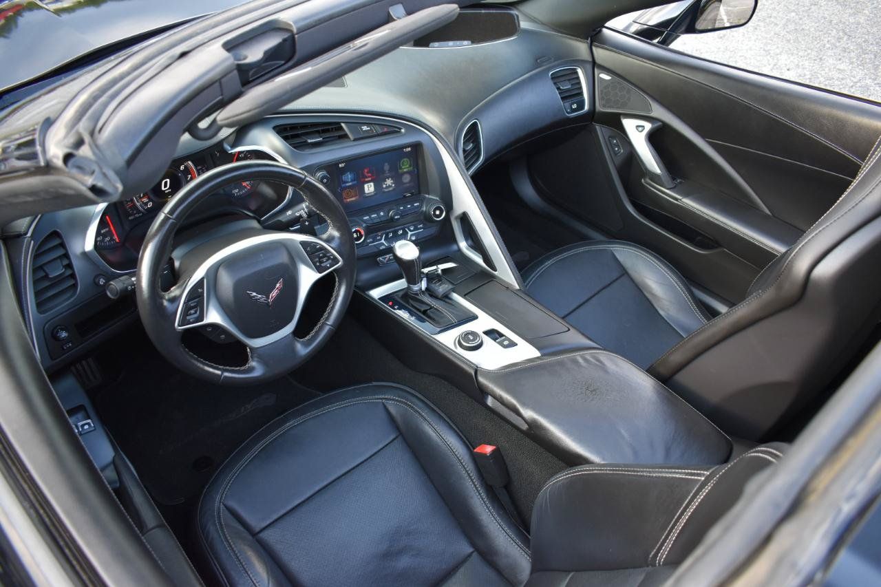 Used 2014 Chevrolet Corvette Stingray Coupe w/ Battery Protection Package RWD image 11