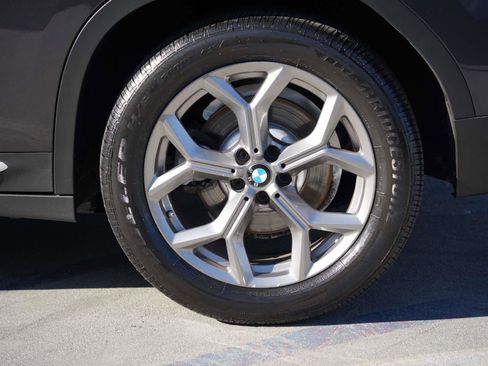 Used 2021 BMW X4 xDrive30i image 7