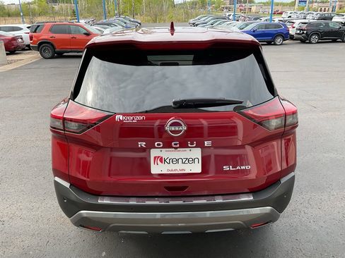 Used 2023 Nissan Rogue SL w/ SL Premium Package image 6