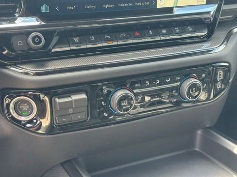 New 2026 Chevrolet Silverado 2500 ZR2 AWD/4WD image 10