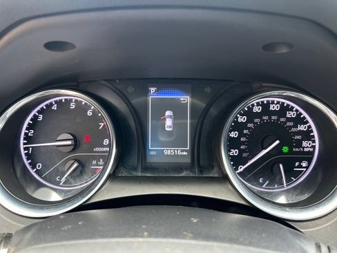 Used 2020 Toyota Camry LE FWD image 16