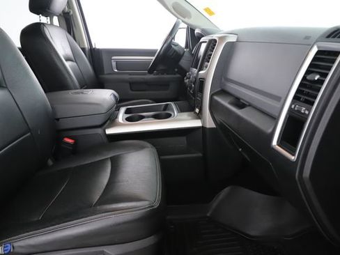 Used 2018 RAM 1500 Big Horn AWD/4WD image 29