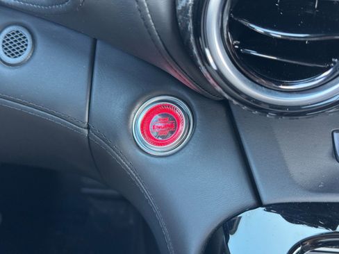 Used 2020 Mercedes-Benz AMG GT R image 26