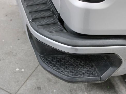 Used 2019 GMC Sierra 1500 SLE w/ SLE Value Package image 16