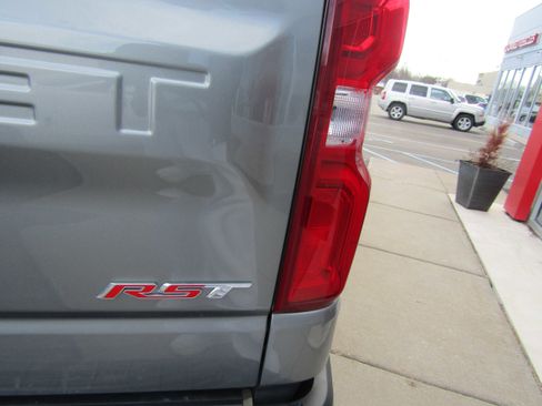 Used 2026 Chevrolet Silverado 1500 RST image 8