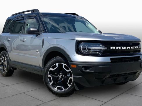 Certified 2023 Ford Bronco Sport Outer Banks AWD/4WD image 3