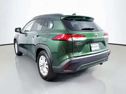 Used 2024 Toyota Corolla Cross LE w/ Moonroof Package AWD/4WD image 7