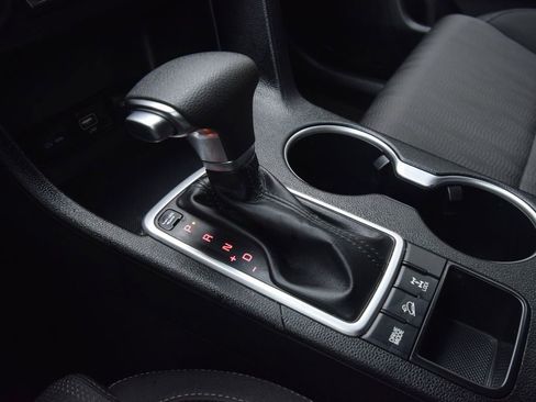 Used 2021 Kia Sportage LX image 22