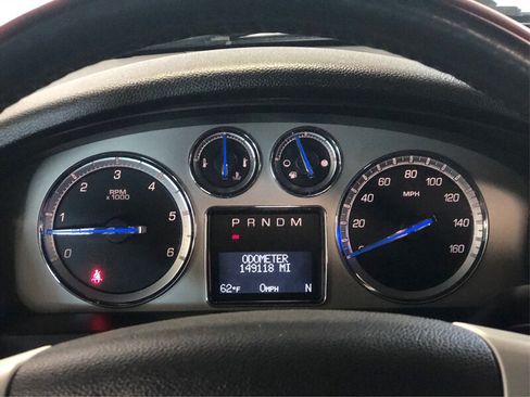Used 2011 Cadillac Escalade ESV Premium AWD/4WD image 15