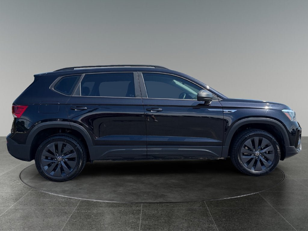 Used 2022 Volkswagen Taos S w/ IQ Drive S Package FWD image 11
