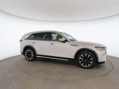 Used 2024 MAZDA CX-90 Plug-In Hybrid w/ Premium Pkg image 24