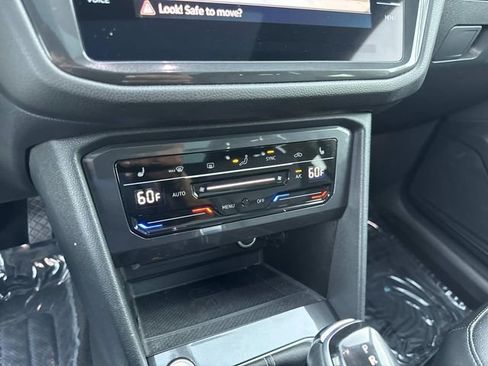 Certified 2023 Volkswagen Tiguan SE w/ Panoramic Sunroof Package image 24