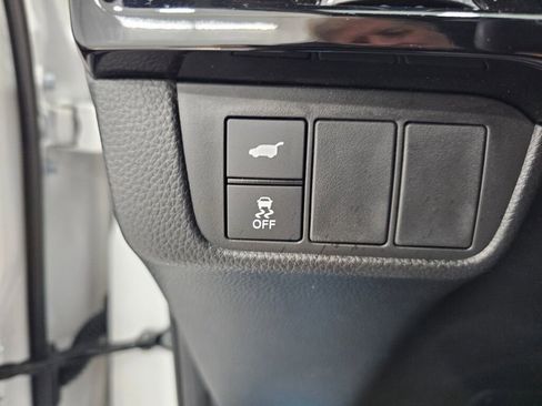 Used 2025 Honda CR-V Sport Touring image 18