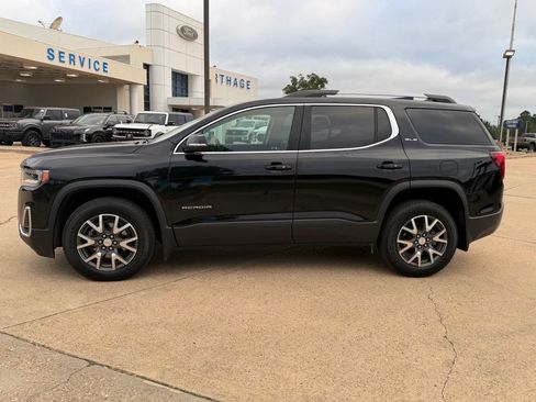 Used 2023 GMC Acadia SLE w/ Driver Convenience Package AWD/4WD image 2