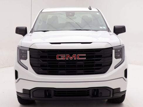 Used 2024 GMC Sierra 1500 Pro w/ Graphite Edition image 5